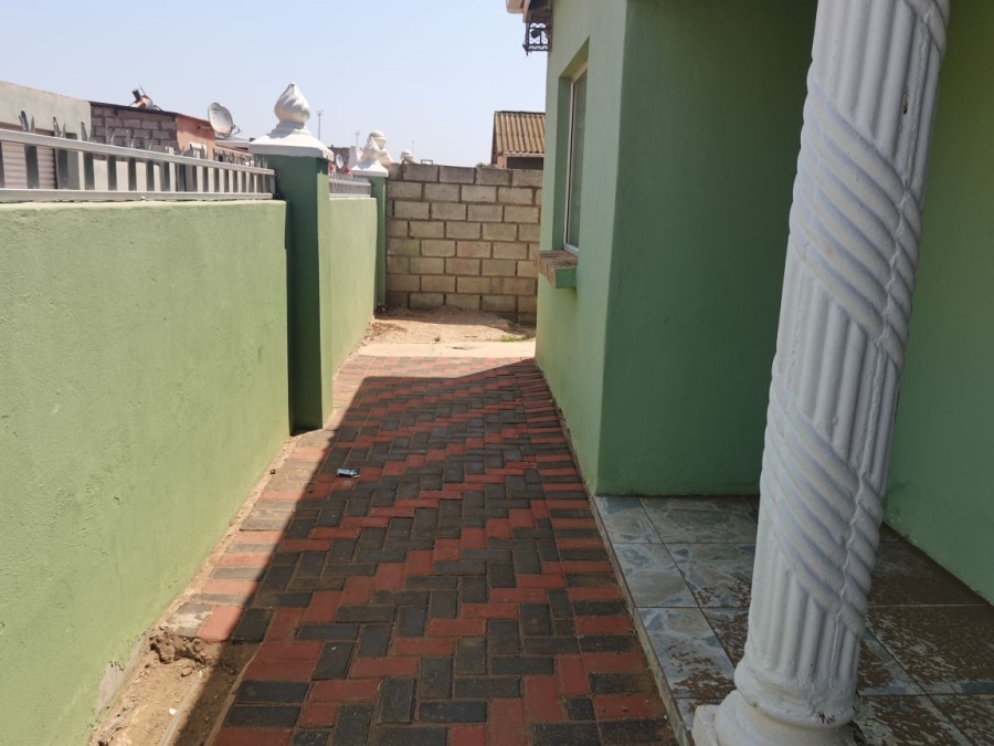 3 Bedroom Property for Sale in Kwazakhele Eastern Cape